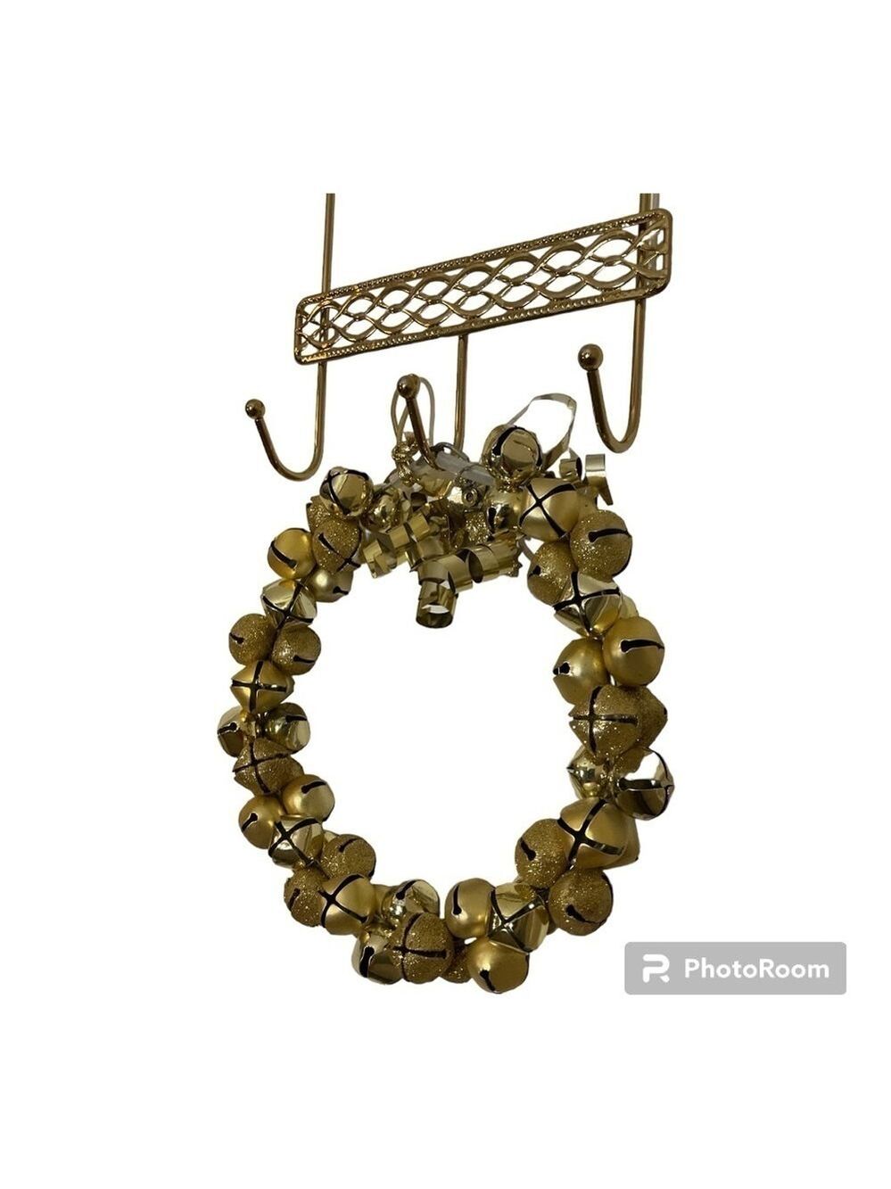 bell wreath in gold
